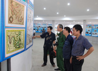 Over 50 maps of the East Sea on display in Dien Bien Phu city